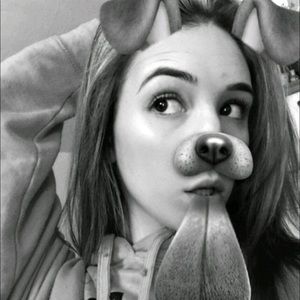 Meet your Posher, Makayla